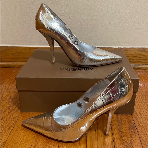 Burberry Heels Aubri Pointy Silver Leather Pumps Women's Size 38 - Picture 5 of 16